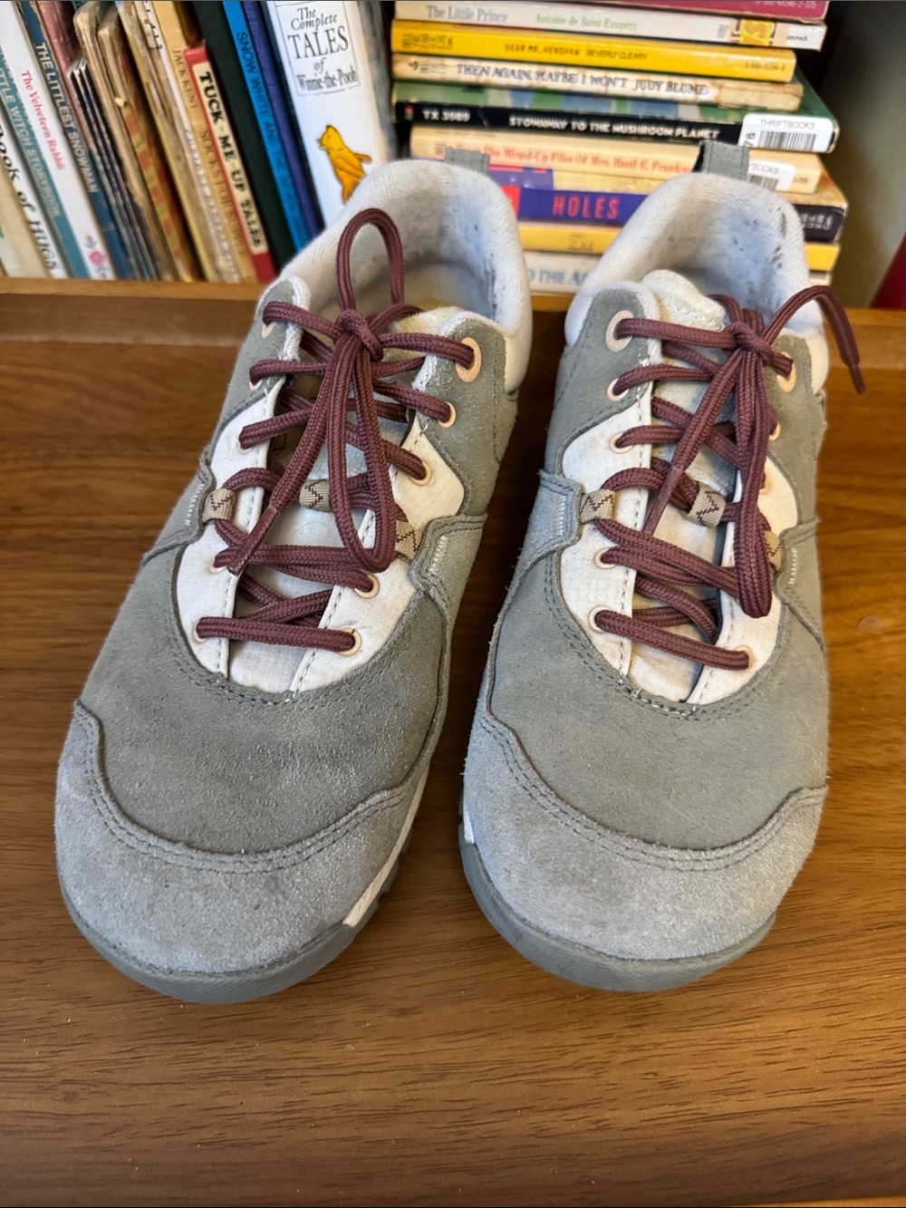 Oboz W7.5 leather hiking shoes